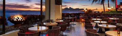 Restaurants on Waikiki Beach | Contact | RumFire Waikiki