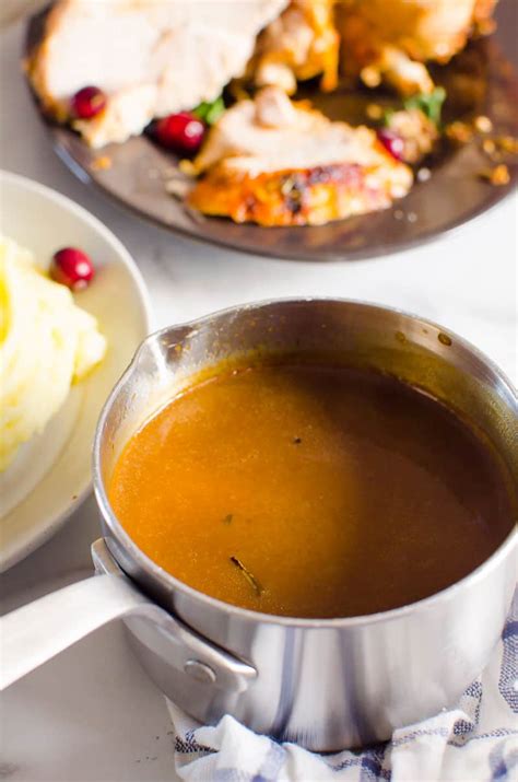 Turkey Gravy Recipe {With or Without Drippings} - iFOODreal.com