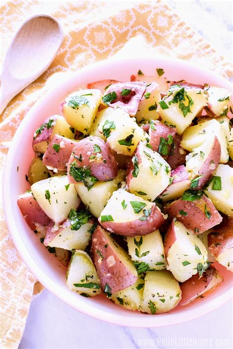 Red Potato Salad with Garlic Herb Dressing | Hello Little Home