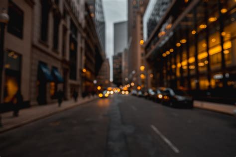 Fotos gratis : Bokeh, difuminar, la carretera, calle, noche, edificio ...