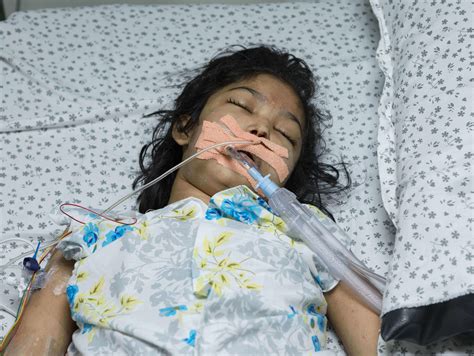 This Little Girl Is In A Coma, Fighting For Her Life In The ICU | Milaap