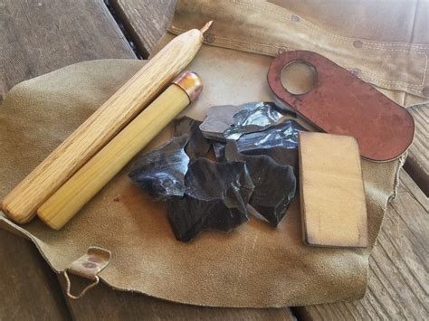 Perfect beginners flint knappping kit on Etsy | Flint knapping, Making ...