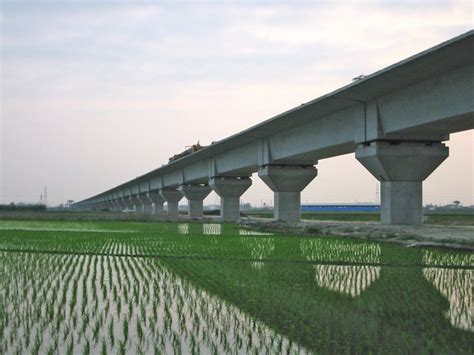 Seismic Resistant Viaduct Design for the Taiwan High Speed Rail Project