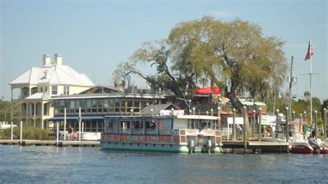 The dinner/cruise boat that leaves from the resort - Picture of Homosassa Riverside Resort ...