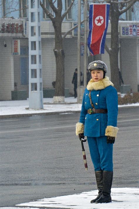 Holiday photos provide rare look behind veil of secrecy in North Korea ...