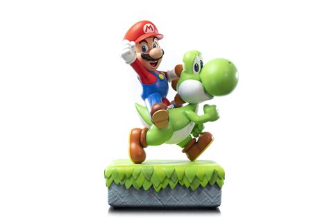 Super Mario Statue: Mario And Yoshi Standard Edition