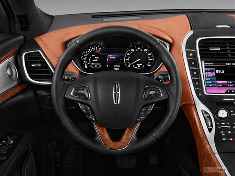 2018 Lincoln MKX: 88 Interior Photos | U.S. News