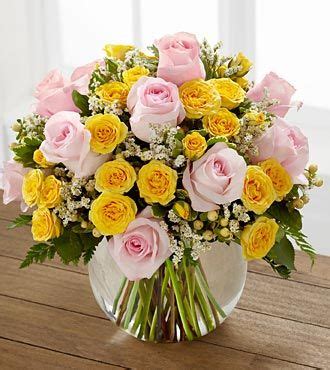 Soft Serenade Rose Bouquet by FTD - PREMIUM - Same Day Delivery ...