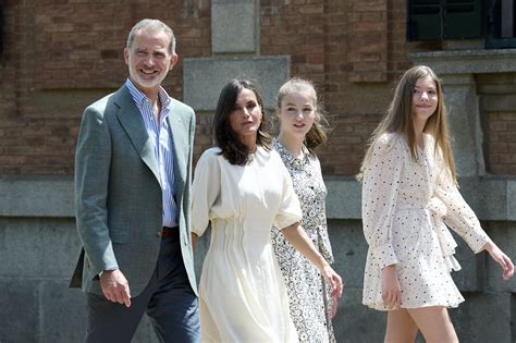 Sin la infanta Sofía: este es el excéntrico lugar que eligen la reina Letizia y Felipe VI para ...