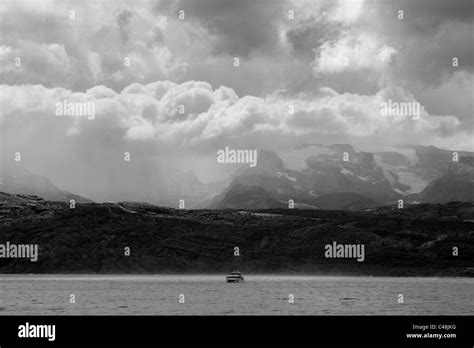 Photograph of the glacier of Patagonia Argentina Stock Photo - Alamy