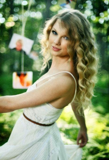 Image gallery for Taylor Swift: Mine (Music Video) - FilmAffinity