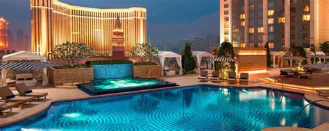 Macao Luxury Hotels | The St. Regis Macao