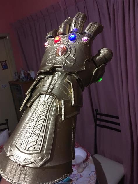 30624096_1987891768130612_5757156542749689434_n.jpg (720×960) | Thanos infinity gauntlet, Marvel ...