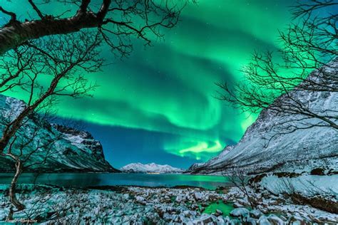 18 Stunning Green Auroras for St Paddy’s Day - Snow Addiction - News about Mountains, Ski ...