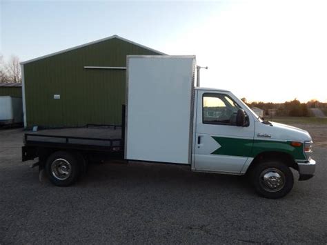 2011 Ford E-450 Toy Hauler Flatbed w/Sleeper Cab for sale in Mancelona, MI / classiccarsbay.com