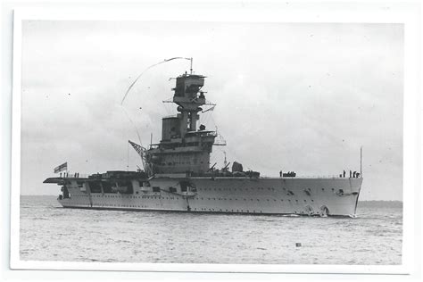 Royal Navy: HMS Hermes (95) Aircraft Carrier Postcards