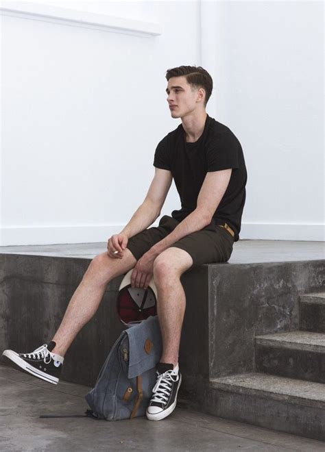 Black on black | Sneakers outfit men, Mens outfits, Mens casual outfits