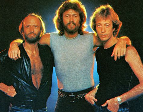 The Bee Gees 1970s photo shoot | Barry Gibb of the Bee Gees in pictires | Pictures | Pics ...