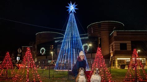 Festival of Lights kicks off the holiday season in Battle Creek