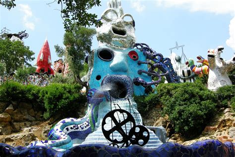 Getting Mesmerized by Niki de Saint Phalle’s The Tarot Garden | Widewalls