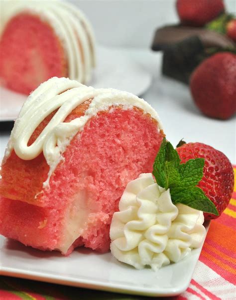 Strawberries & Cream Cake with Cream Cheese Buttercream Frosting - My Incredible Recipes