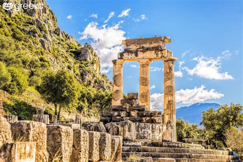 11 Delphi Sights & Attractions | Greeka