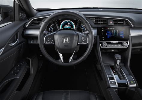 honda-civic-2017-argentina-interior - Mega Autos