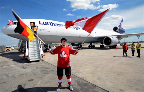 MD-11F freighter becomes a flying ambassador for Lufthansa Cargo ǀ Air ...