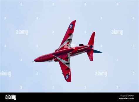 Red arrow formation hi-res stock photography and images - Alamy