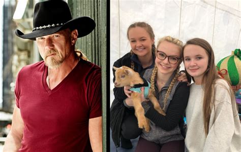 Trace Adkins & His Five Daughters