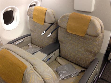 Flight Review: Asiana A321 Business Class - Live and Let's Fly