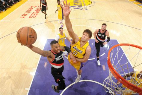 WATCH: Damian Lillard player highlights - Trail Blazers-Lakers, August ...