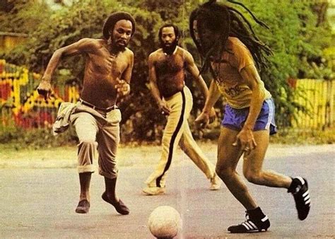 World Music : Bob Marley Playing Football (Soccer) On Old Hope Road [1979]