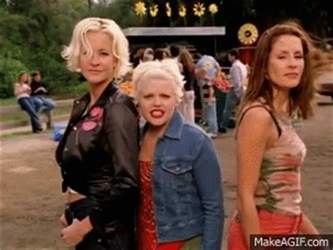 Dixie Chicks - Goodbye Earl on Make a GIF