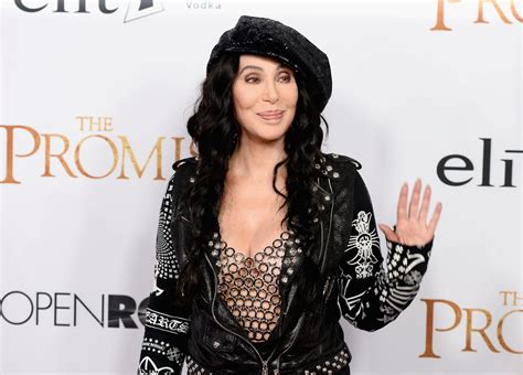 Red Carpet Queen Cher Is Ready to Make a Triumphant Return to the Met Gala