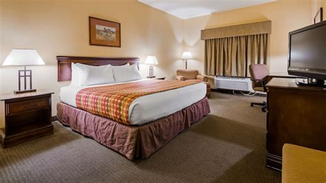 SureStay Plus Hotel by Best Western Coffeyville Coffeyville, Kansas, US - Reservations.com