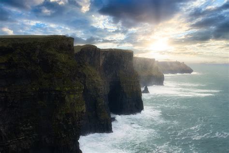 A Rare Sunny Day on the Irish Coast - Cliff of Moher, Ireland [OC ...