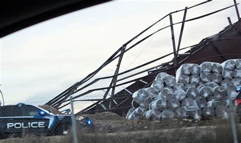 Boise Airport hangar collapses kills 3, leaves 9 severely injured - US ...