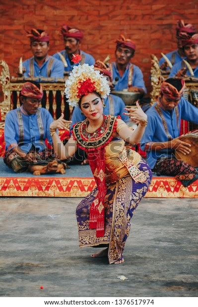 Tari Barong Bali May 18 2017 Stock Photo (Edit Now) 1376517974