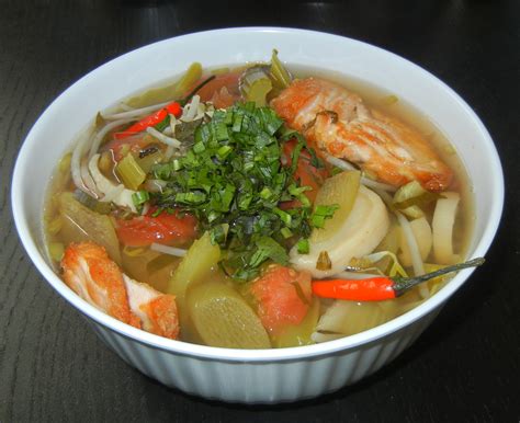 Canh Chua Ca - Vietnamese Sour Soup with Salmon | Sour soup, Soup, Asian recipes