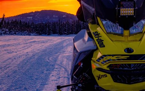 Best Snowmobile Brands: Overview of 4 Leading Brands | Composit Tracks