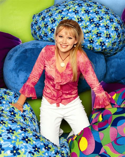 These 15 Outdated Lizzie McGuire Outfits Will Make You All Sorts Of '00s Nostalgic — PHOTOS