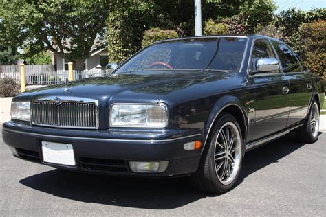 1995 Nissan President Sovereign auction - Cars & Bids