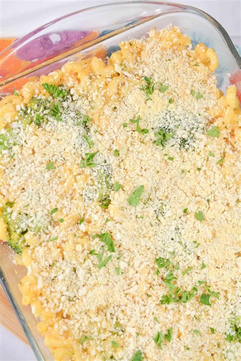 Baked Broccoli Mac and Cheese - CheekyKitchen