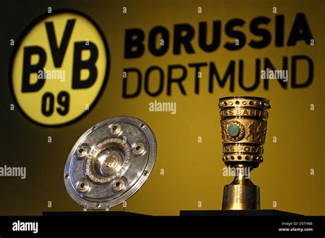 Bundesliga trophy hi-res stock photography and images - Alamy