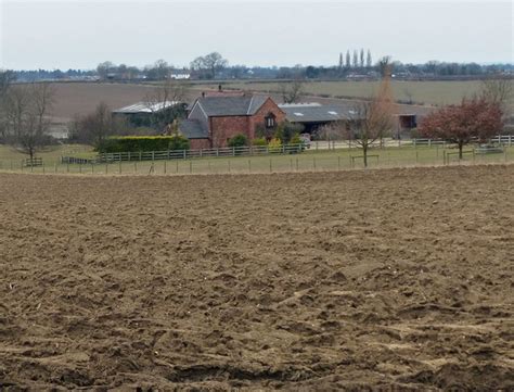 Bumble Bee Hall © Mat Fascione :: Geograph Britain and Ireland