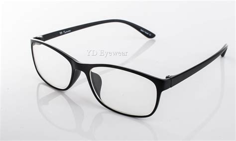 Fashionable Eyewear with Custom Eyeglass Frames and Custom Lenses | Taiwantrade.com