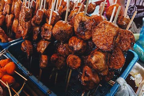 izitrip Asia - 17 Street Food Dishes to Try in the Philippines