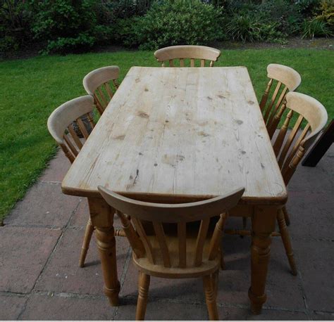 TRADITIONAL FARMHOUSE STYLE KITCHEN TABLE AND 6 CHAIRS IN GOOD CONDITION | in Bingley, West ...