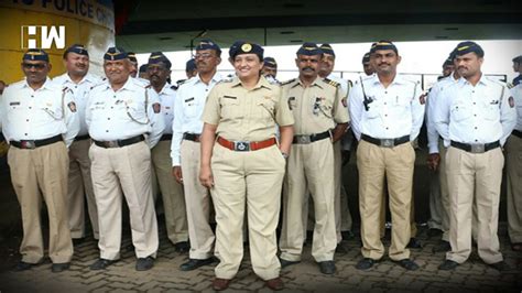 Mumbai : Traffic Police To Conduct Seatbelt Awareness Drive - HW News English